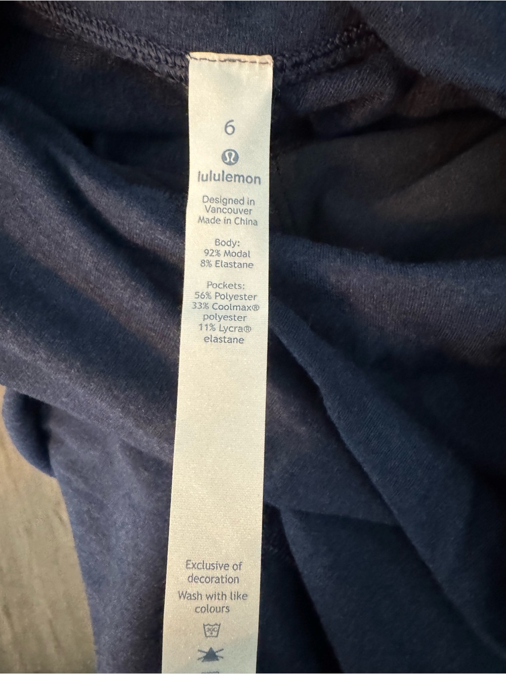 Lululemon High-Waist Wide-Leg Yoga Pants - Black - Picture 6 of 6